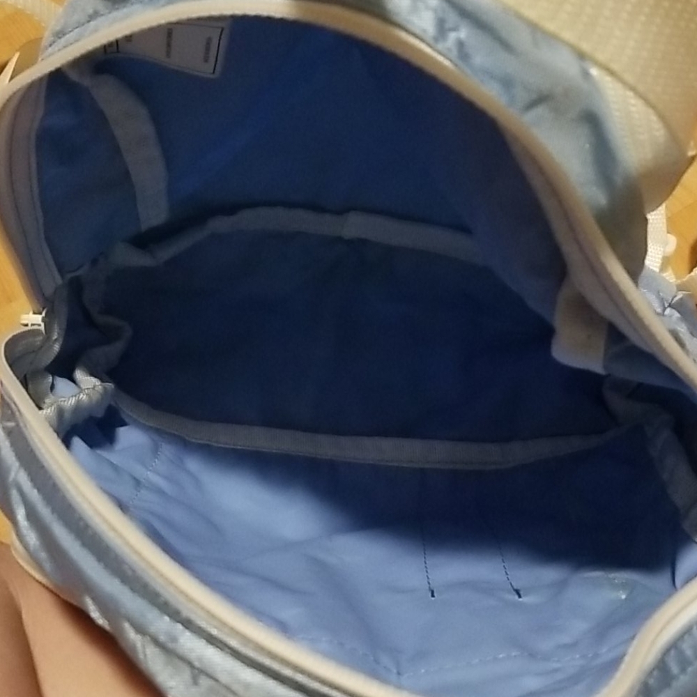 Small Adidas backpack - Picture 3 of 4